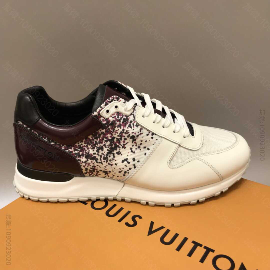 LOUIS UITTON路易登 意大利进口鳄鱼皮男士运动鞋