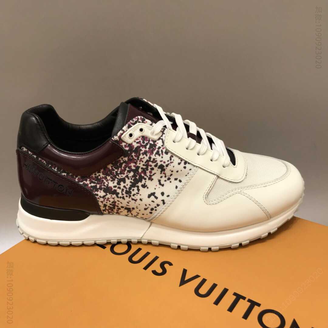 LOUIS UITTON路易登 意大利进口鳄鱼皮男士运动鞋