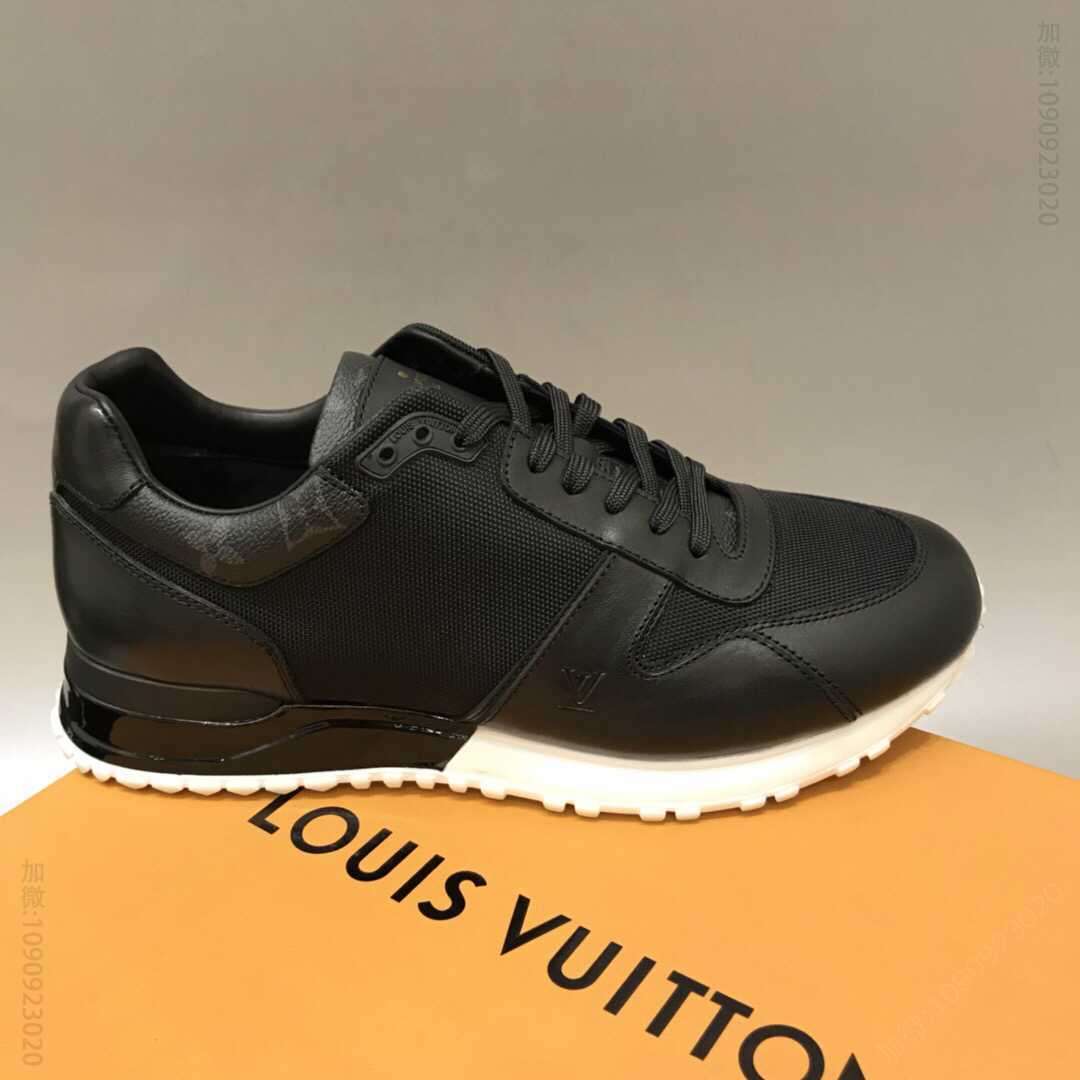 LOUIS UITTON路易登 意大利进口鳄鱼皮男士运动鞋