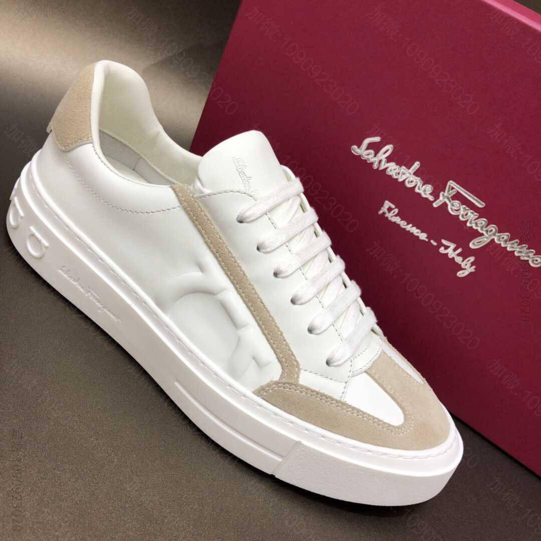 Ferragamo(菲拉格慕）2023橱窗 菲拉小白鞋