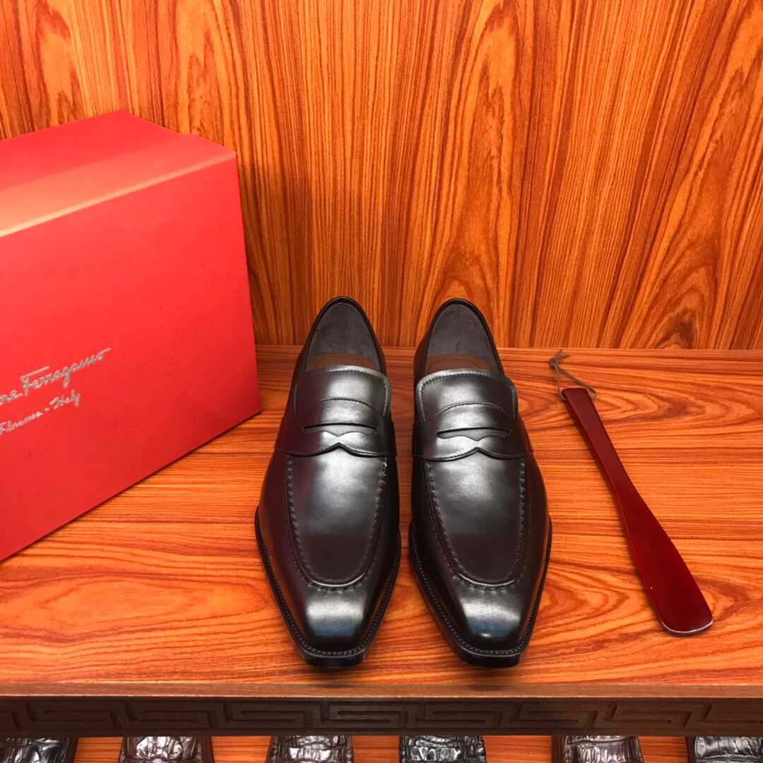 Ferragamo 菲拉格慕 2023年最新款进口原版牛皮制作男士商务皮鞋