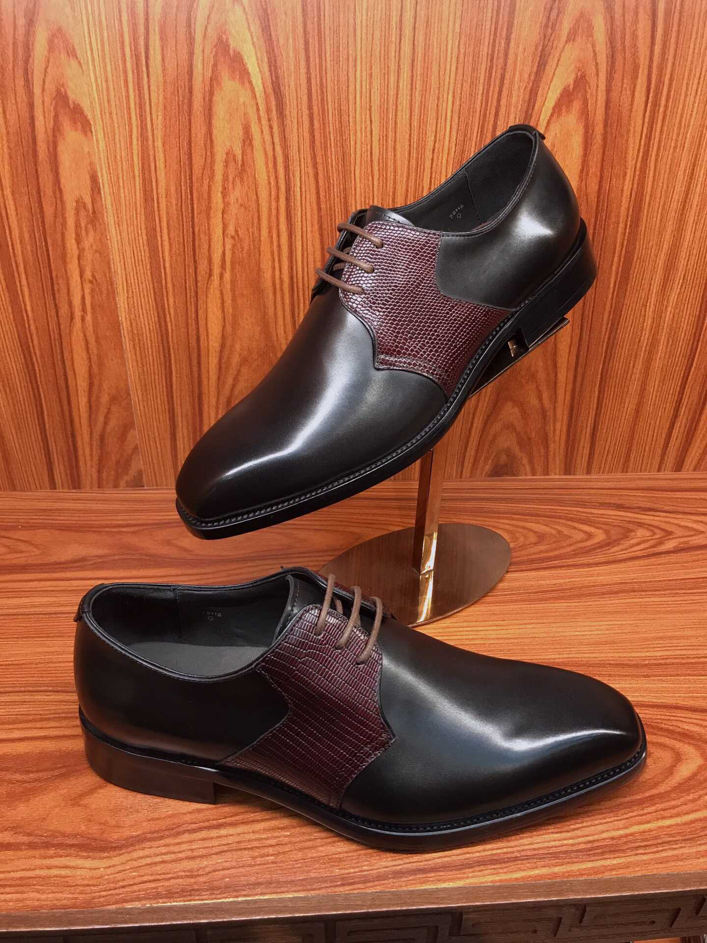 Berluti伯鲁提 专柜米兰首发布会新款纯进口原厂牛皮商务皮鞋