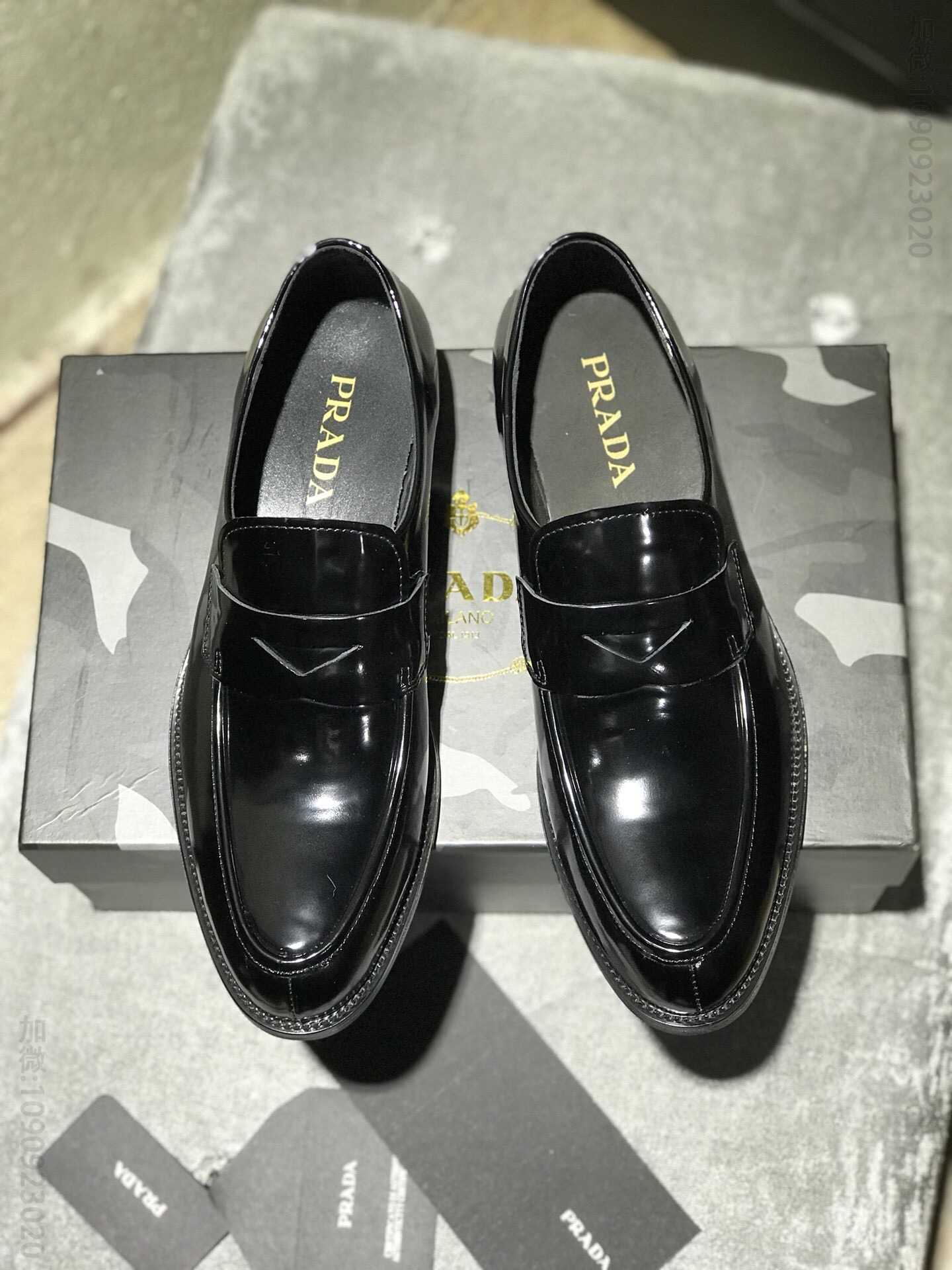 普拉达(PRADA) 进口开边珠牛皮制作真皮大底男士商务皮鞋