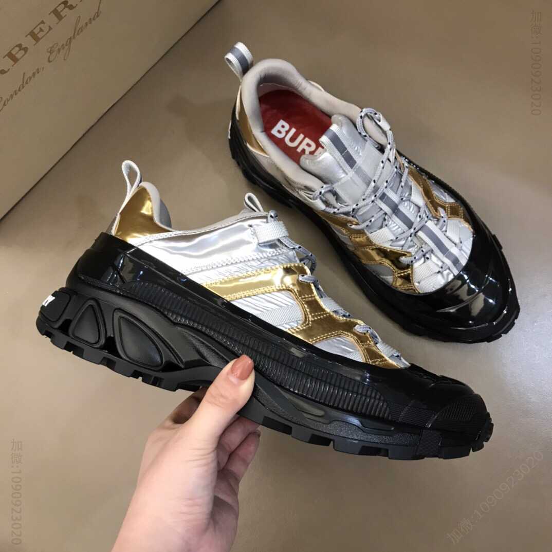 BURBERRY巴宝莉 B家 2023时装周走秀情侣款男女同款运动鞋