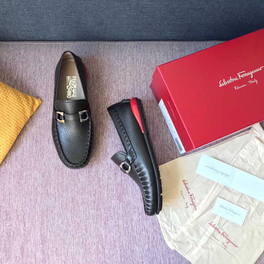 Ferragamo菲拉格慕 GANCINI莫卡辛鞋