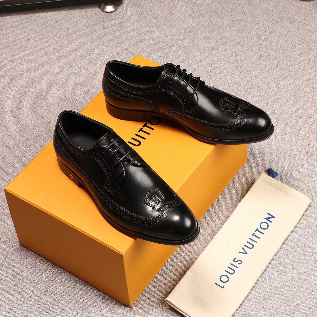 LOUIVUITTON(路威登）进口牛皮制作商务休闲皮鞋 路易威登男士平版鞋 