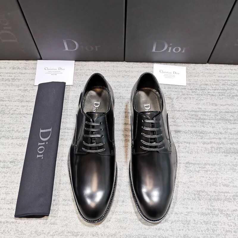 精仿迪奥男士皮鞋 精仿迪奥男鞋 Dior 迪奥 最新款德比男士皮鞋，系带设计正装鞋 