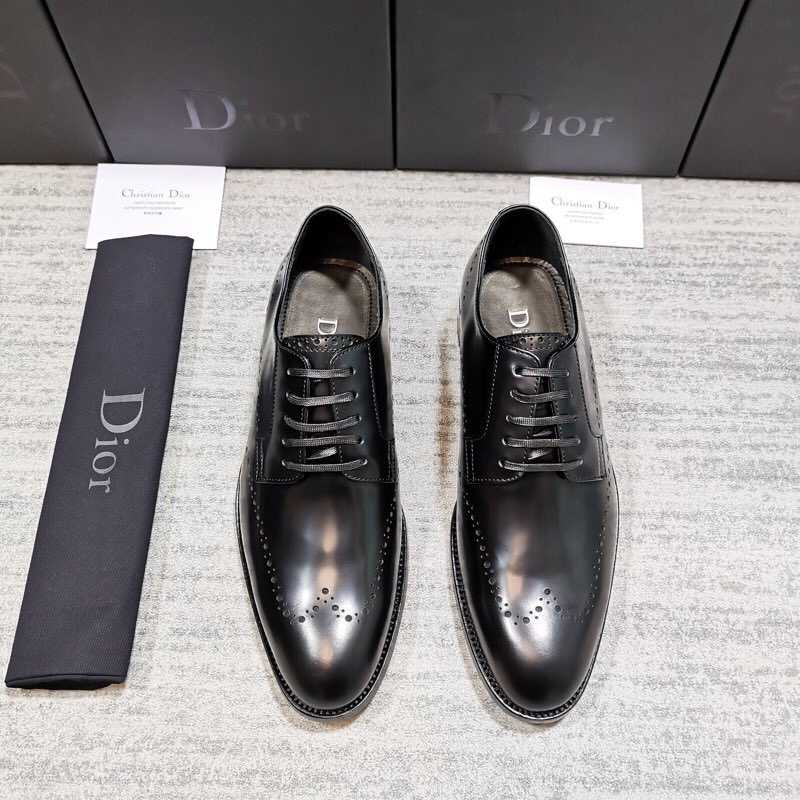 Dior 迪奥 最新款德比男士皮鞋，系带设计正装鞋