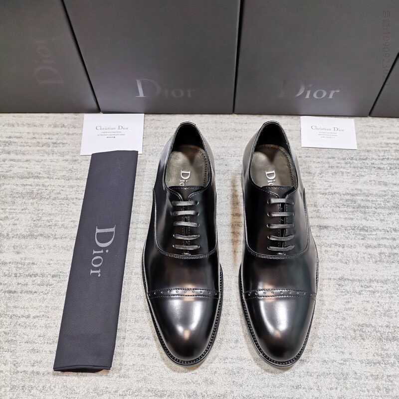 Dior 迪奥 最新款德比男士皮鞋，系带设计正装鞋