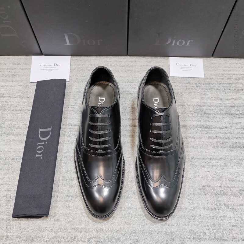 Dior 迪奥 最新款德比男士皮鞋，系带设计正装鞋