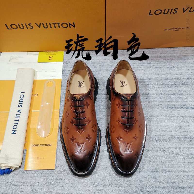 LV/路易威登 蜡面小牛皮LV 新款厚底皮鞋系列