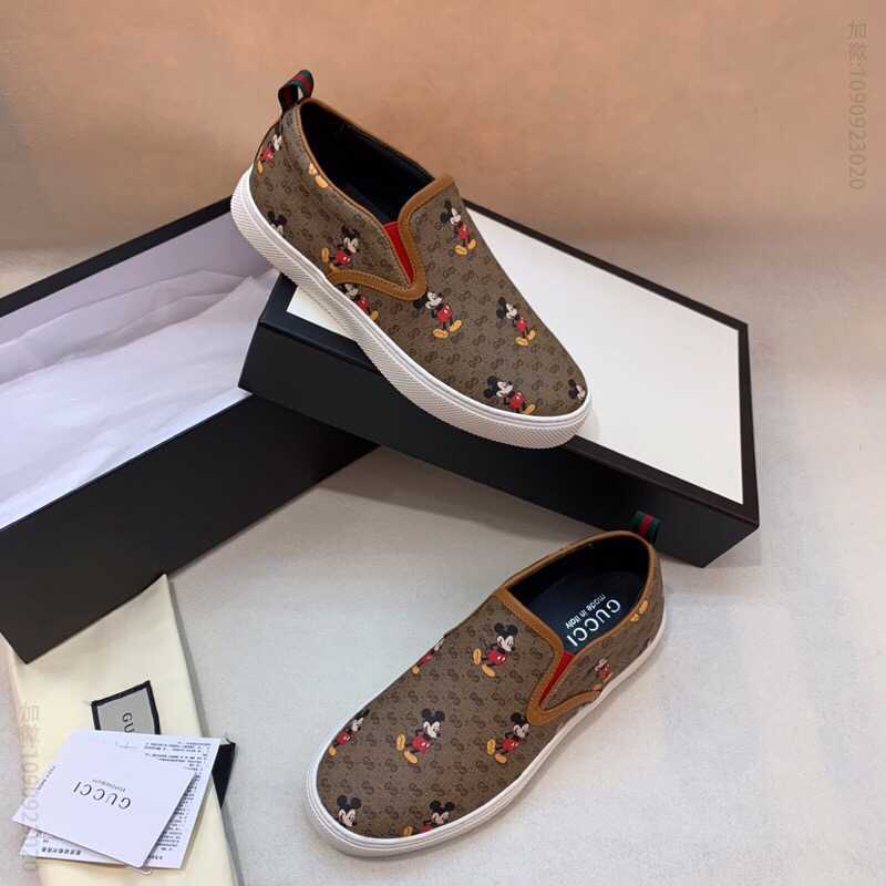gucci古驰 2023早春系列Disney x Gucci男士GG便鞋603689