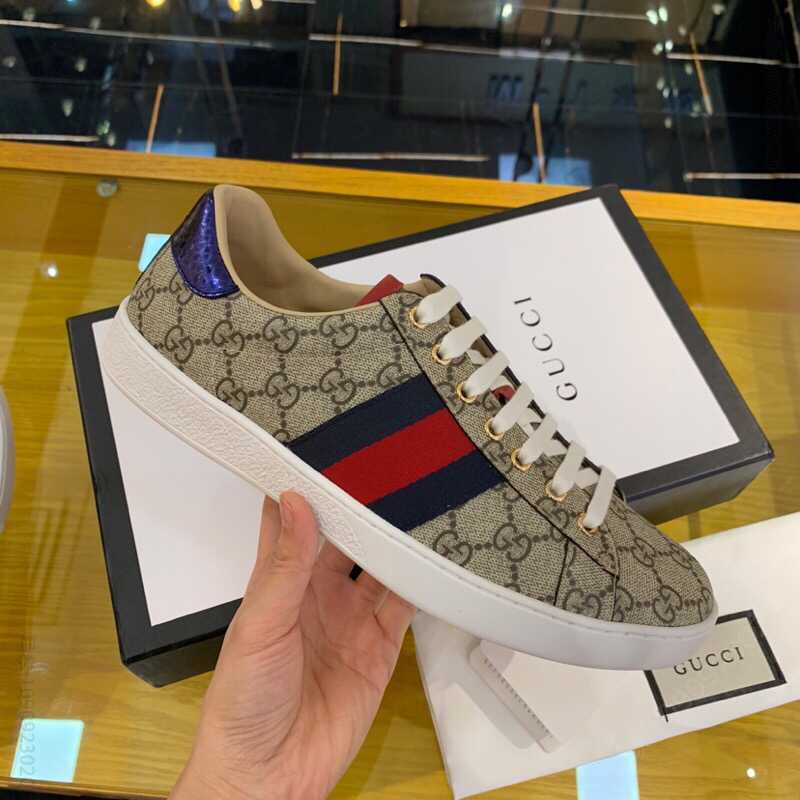 Gucci古驰 标志 GG Supreme高级材料蓝红织带男士经典运动鞋