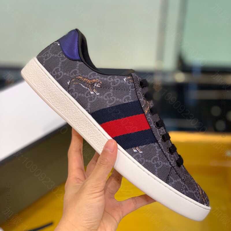 G92602_Gucci古驰 采用标志 GG Supreme高级材料印有老虎男士经典运动鞋 原版名牌男鞋网站