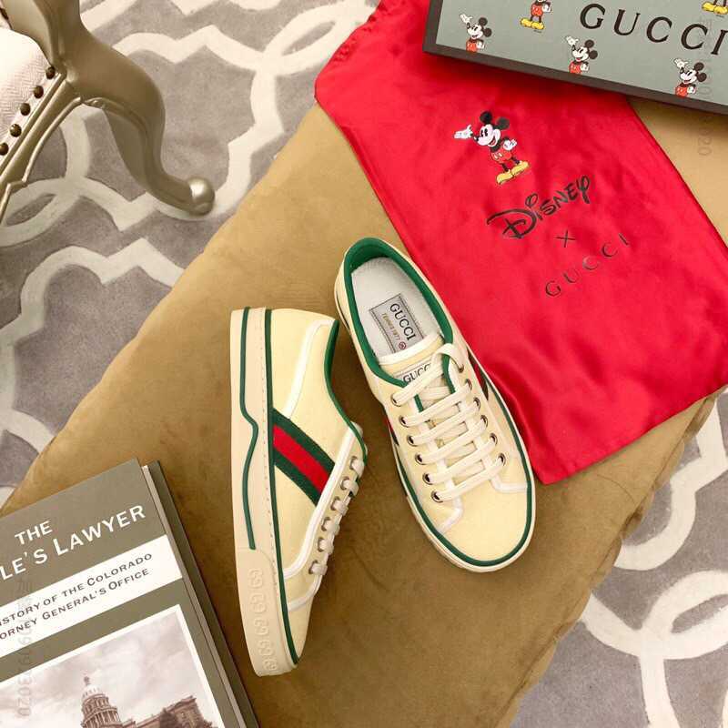 gucci古驰 新款米奇联名色彩拼接卡通系带情侣款板鞋系列
