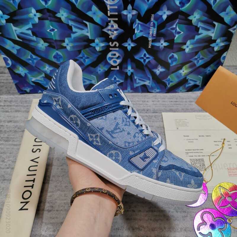 LV/路易威登 Monogram Flowers图案LV TRAINER 运动鞋