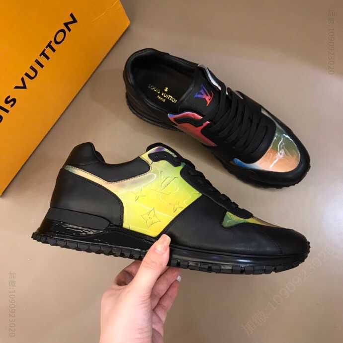 LV/路易威登 L 2023春夏款男士Run Away 运动鞋