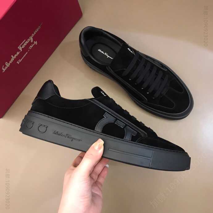 Salvatore Ferragamo菲拉格慕 F 男士GANCINI低帮休闲鞋