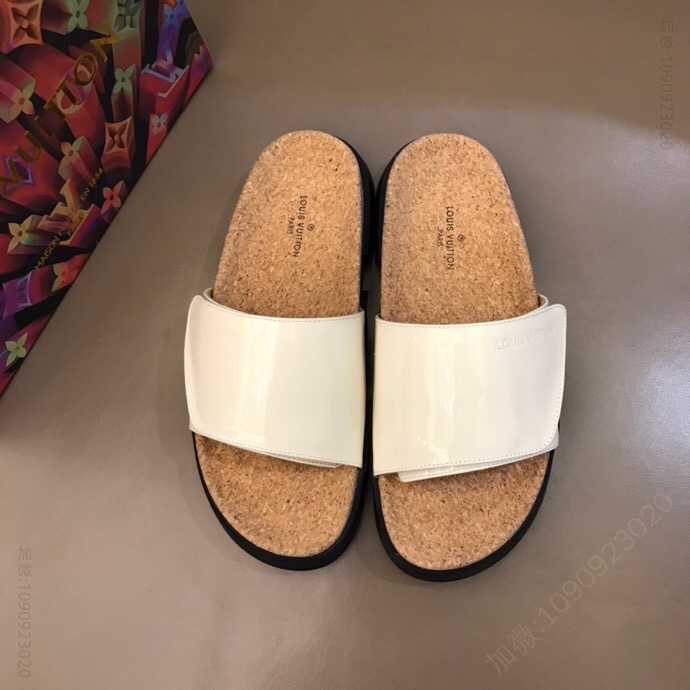 LV/路易威登 魔术贴L 奢品男士夏季凉拖鞋