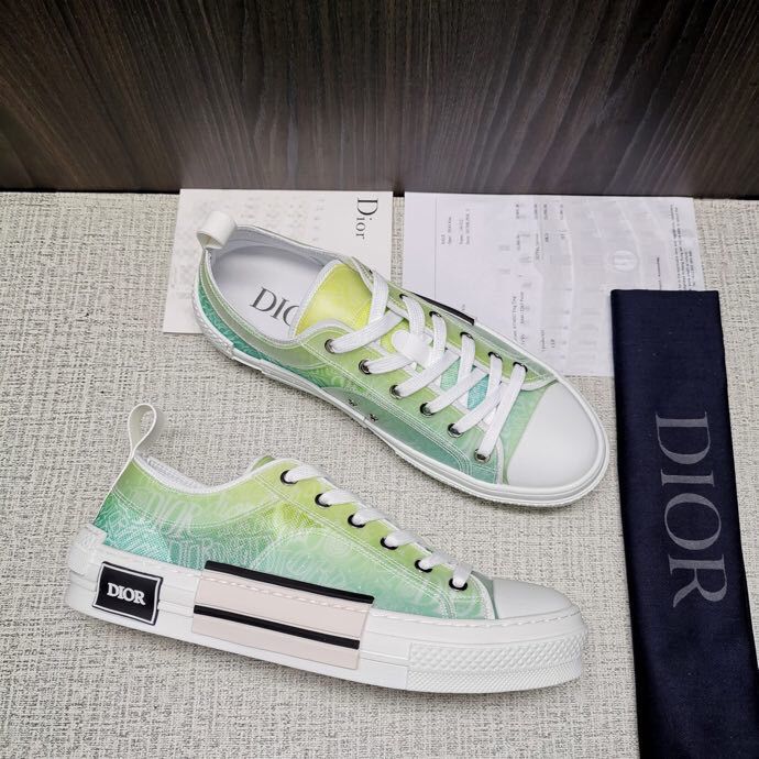 高仿迪奥男士平版鞋 Dior迪奥 CD 情侣款DIOKAWS 重磅联名 官方最新发售 DIO B23 运动鞋系列 高/低帮 