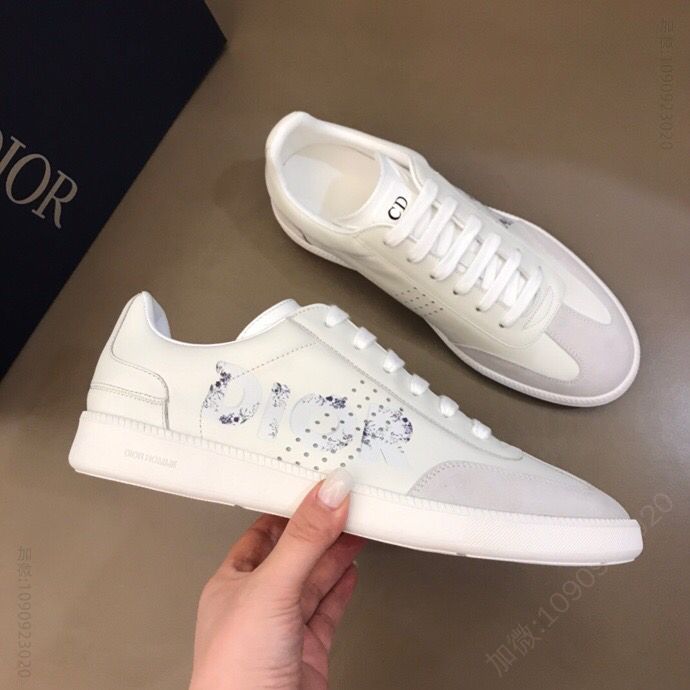 Dior迪奥 面采用白色光滑牛皮革搭配绒面革B01 运动鞋