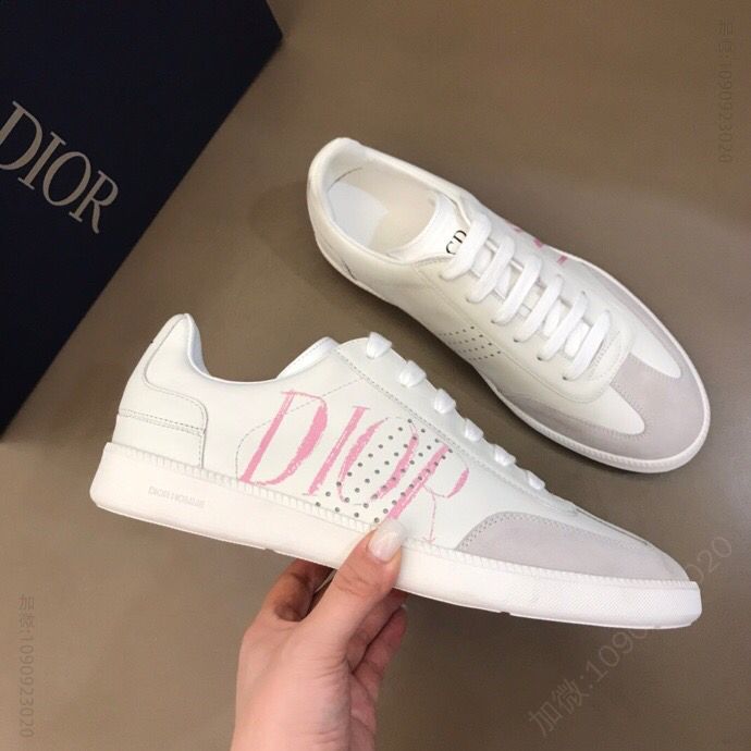 Dior迪奥 面采用白色光滑牛皮革搭配绒面革B01 运动鞋