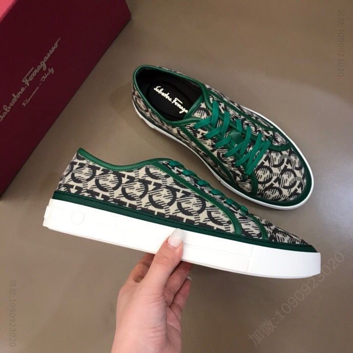 Ferragamo菲拉格慕 2023夏季原厂老花帆布帮休闲鞋