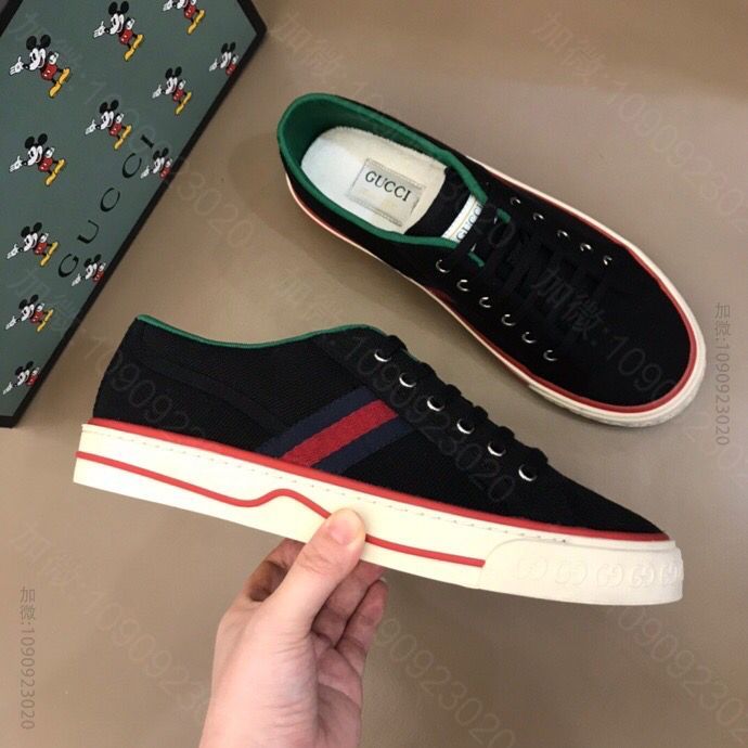 Gucci古驰 G家 Tennis 1977系列情侣GG运动帆布鞋