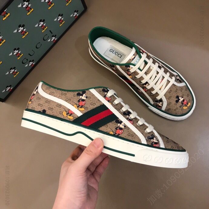 Gucci古驰 G家 Tennis 1977系列情侣GG运动帆布鞋
