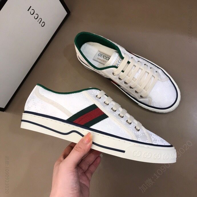 Gucci古驰 G家 Tennis 1977系列情侣GG运动帆布鞋