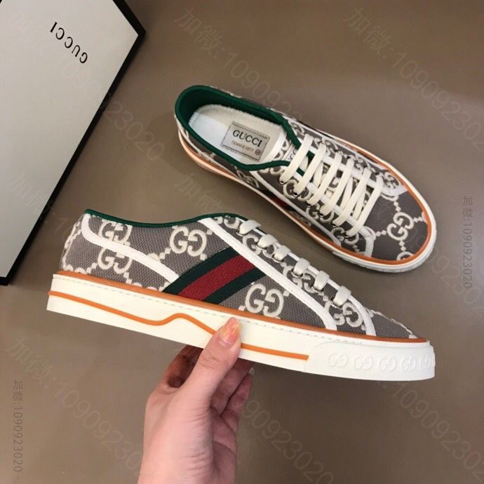 Gucci古驰 G家 Tennis 1977系列情侣GG运动帆布鞋