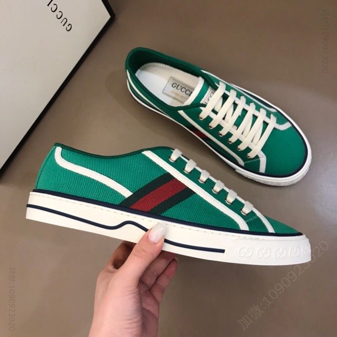 Gucci古驰 G家 Tennis 1977系列情侣GG运动帆布鞋