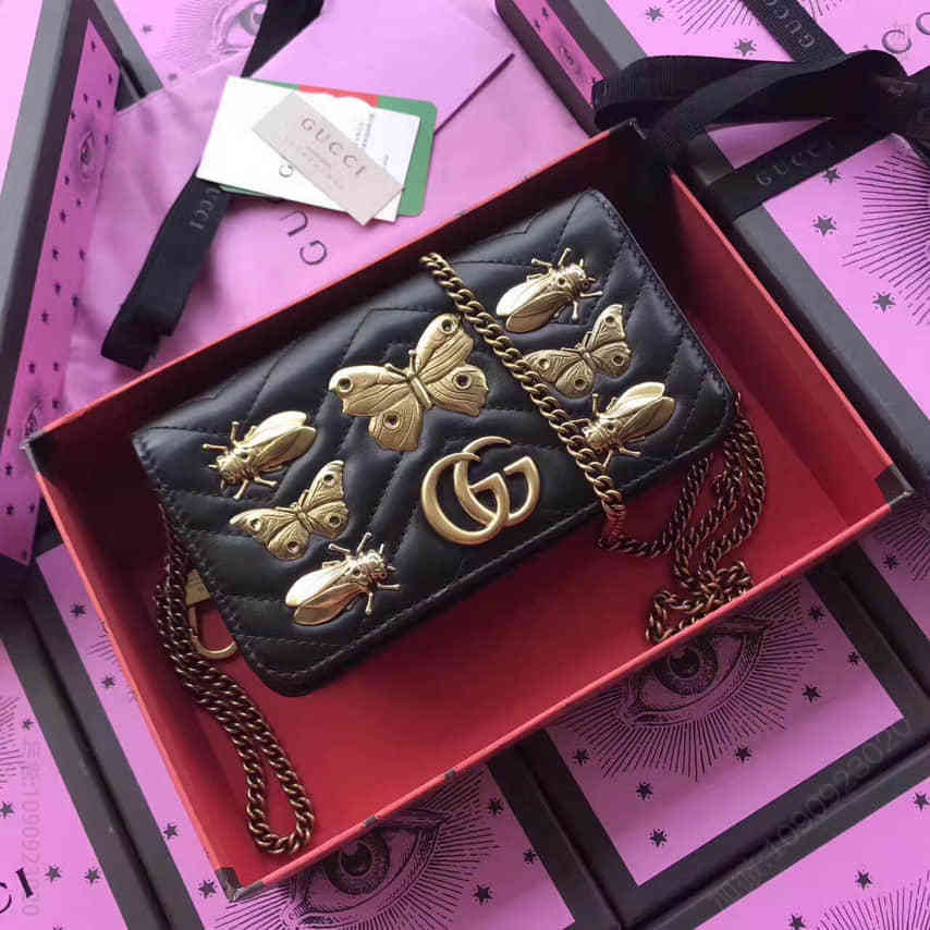 Gucci古驰 GG Marmont Animal Studs Mini Bag 蝴蝶昆虫金属徽章链条包 488426