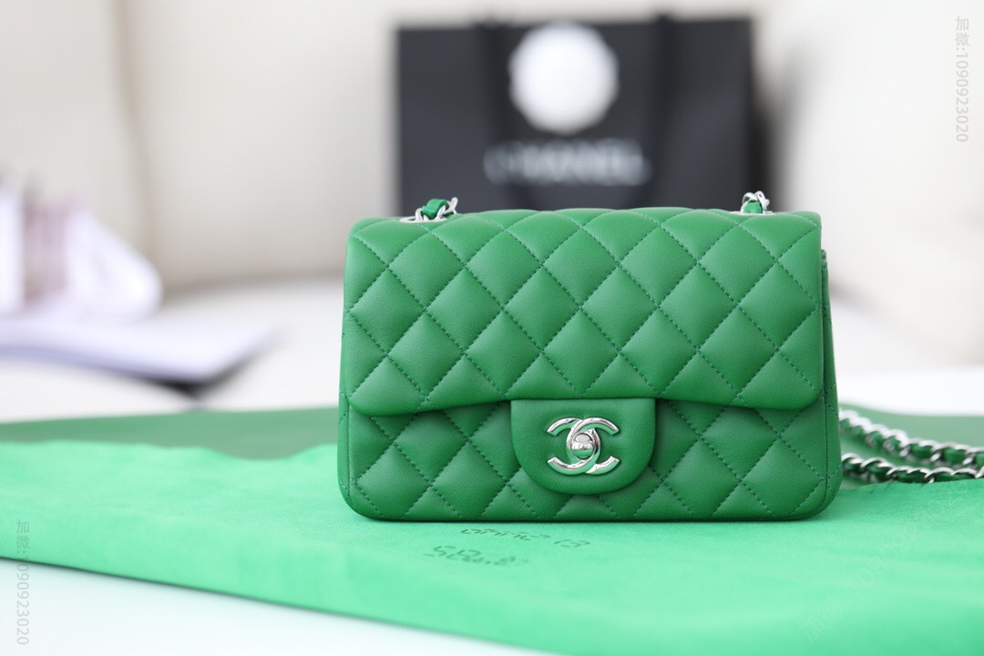 Chanel/香奈儿 CF大Mini 19年专柜限量色竹叶绿 20CM 售完无补