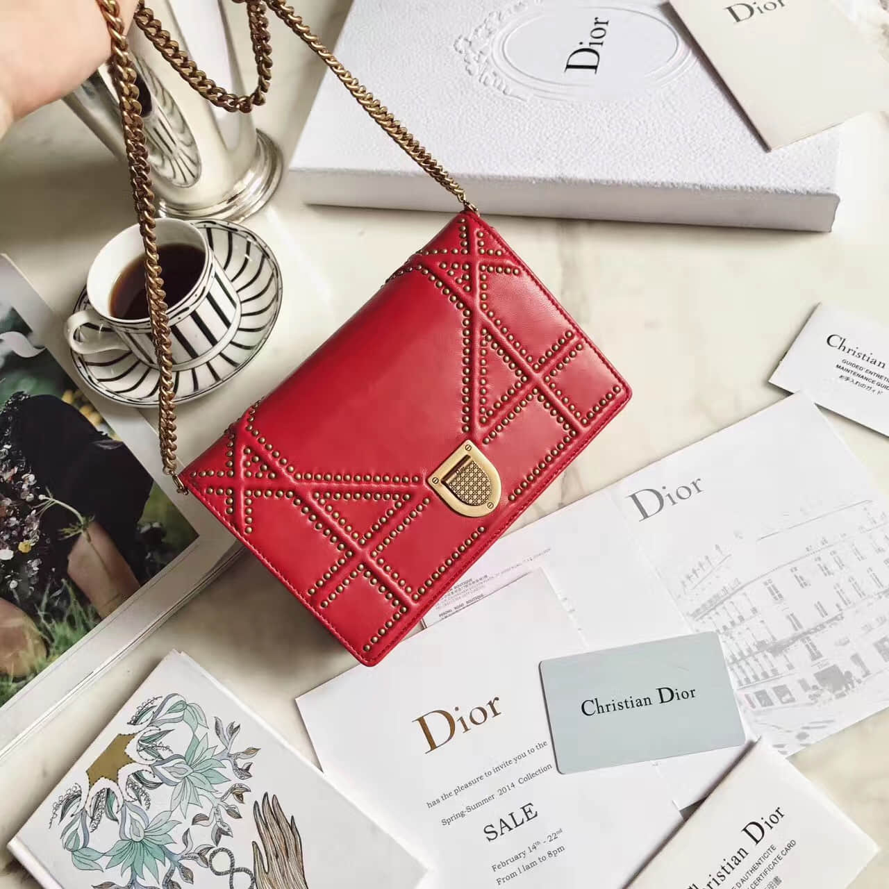 迪奥（Dior）Diorama铆钉Woc 手拿斜挎链条包 红色