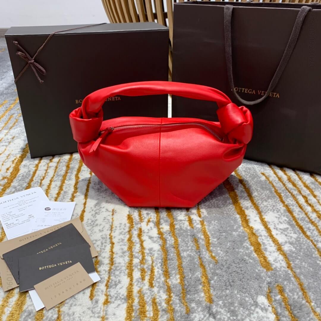 高仿BV女士手提包 BV女士手提包 BV BottegaVeneta Mini Bag 手提云朵包 629635甲油红 