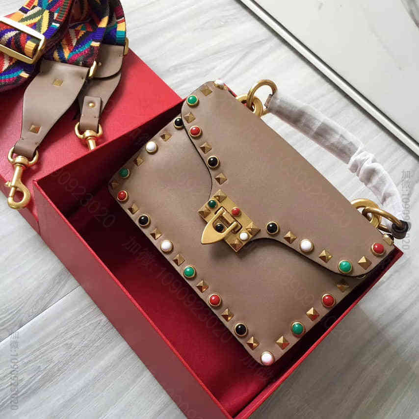 （华伦天奴）Valentino 00371 Rockstud 最新宝石彩钉单...
