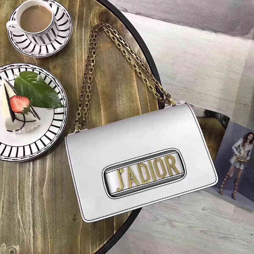 (迪奥)DIOR“JADIOR” 金属质感小牛皮链条包