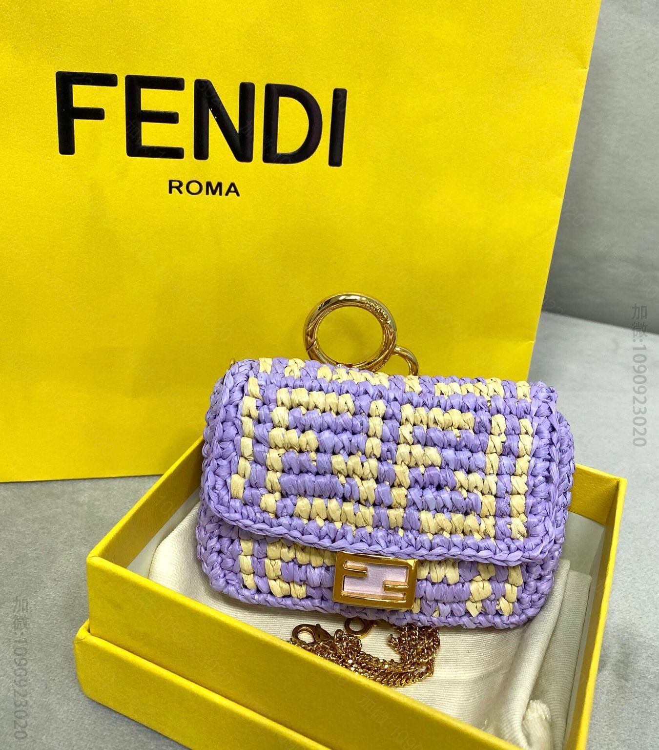 FENDI芬迪纯手工编织mini baguette钥匙包8277
