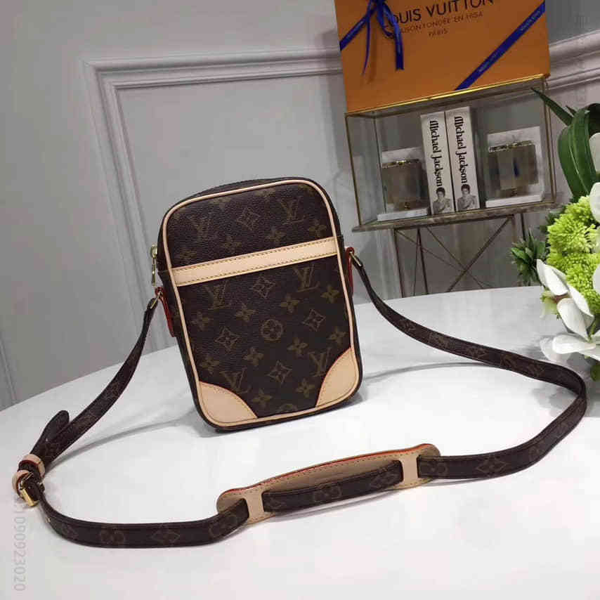 路易威登女包 LV女包 路易威登 LV M45266 mini系列 女士帆布老花相机包 LV单肩女包 高仿LV网站 M45266