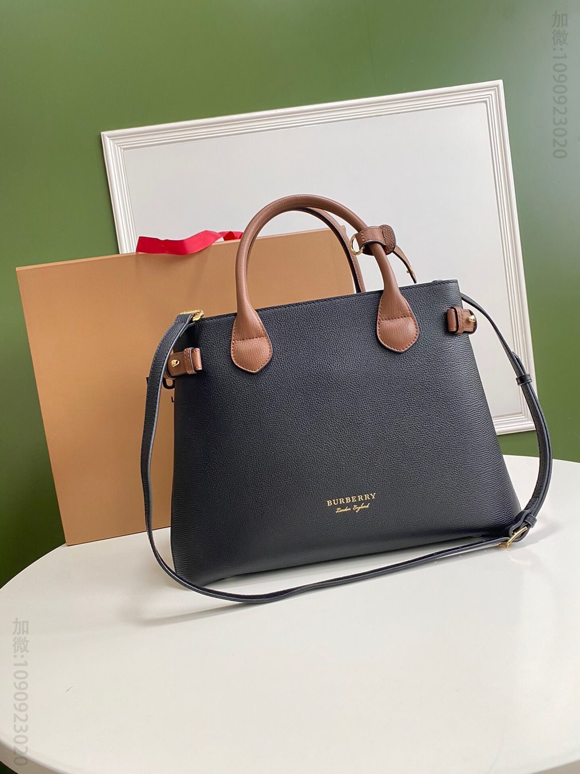 Burberry巴宝莉House 格纹棉质裁片The Banner 班纳手袋7941