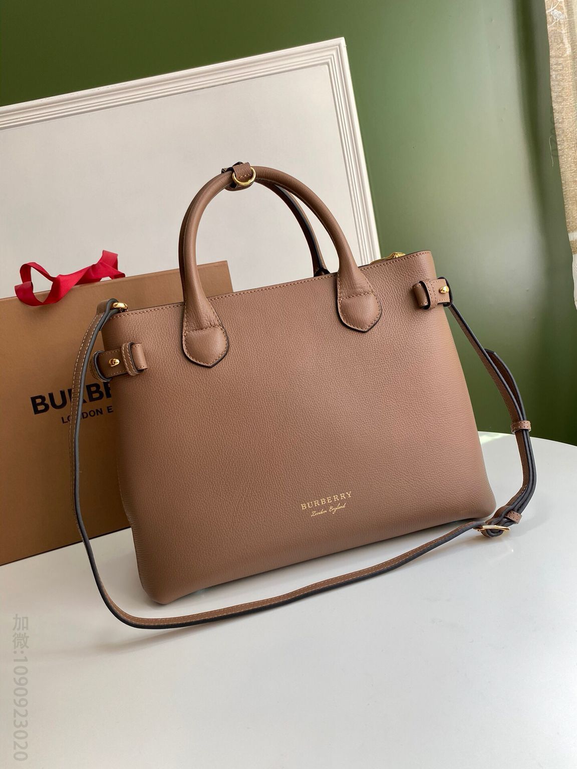 Burberry巴宝莉House 格纹棉质裁片The Banner 班纳手袋7941