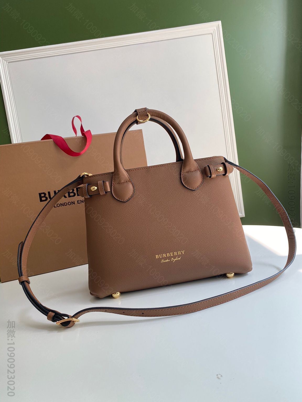 Burberry巴宝莉The Banner托特 House 格纹拼牛皮班纳手...