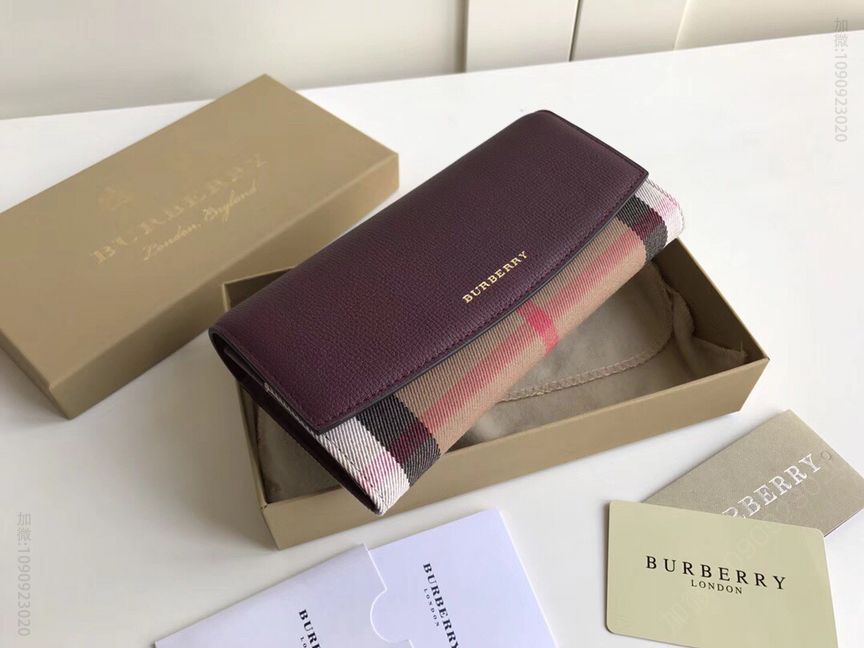 Burberry巴宝莉Banner手袋系列钱包