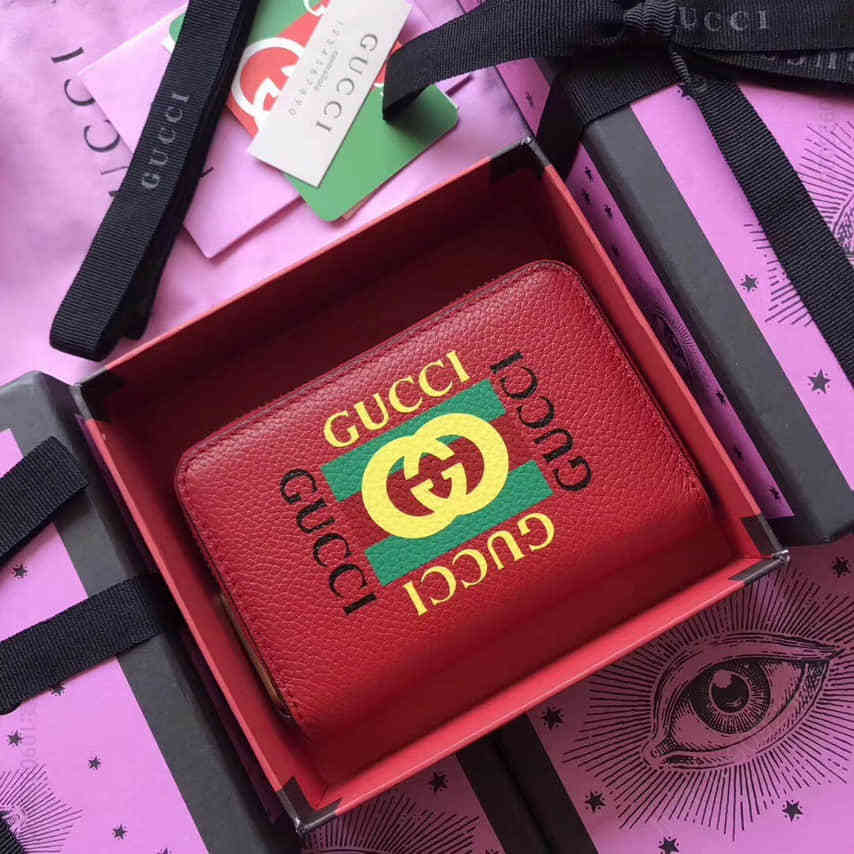 Gucci古驰 Coco Capitan Logo 字母印花牛皮拉链短款钱包零钱包 496319