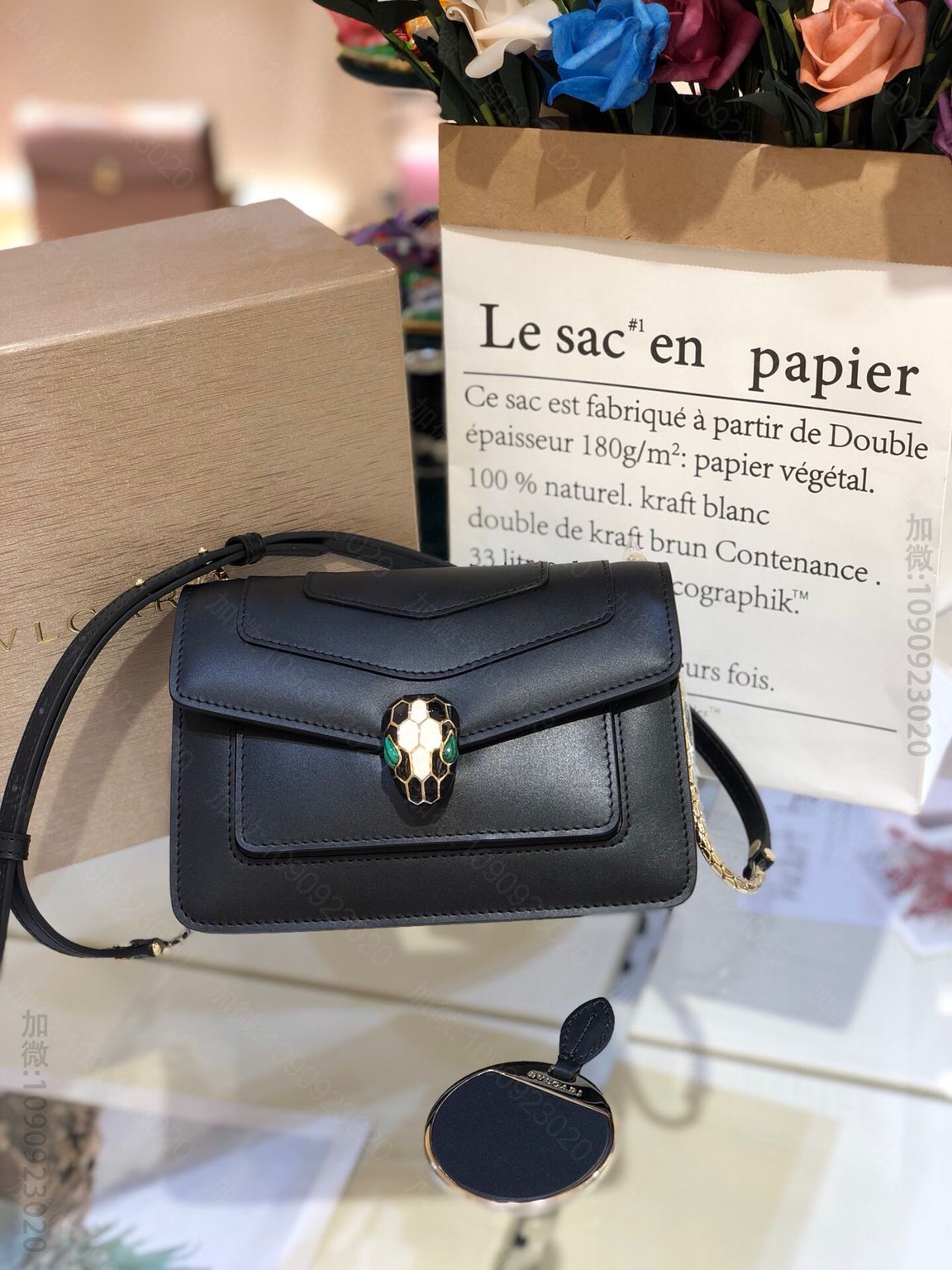 BVLGARI宝格丽黑色意大利小牛皮“Serpenti Forever”系列...