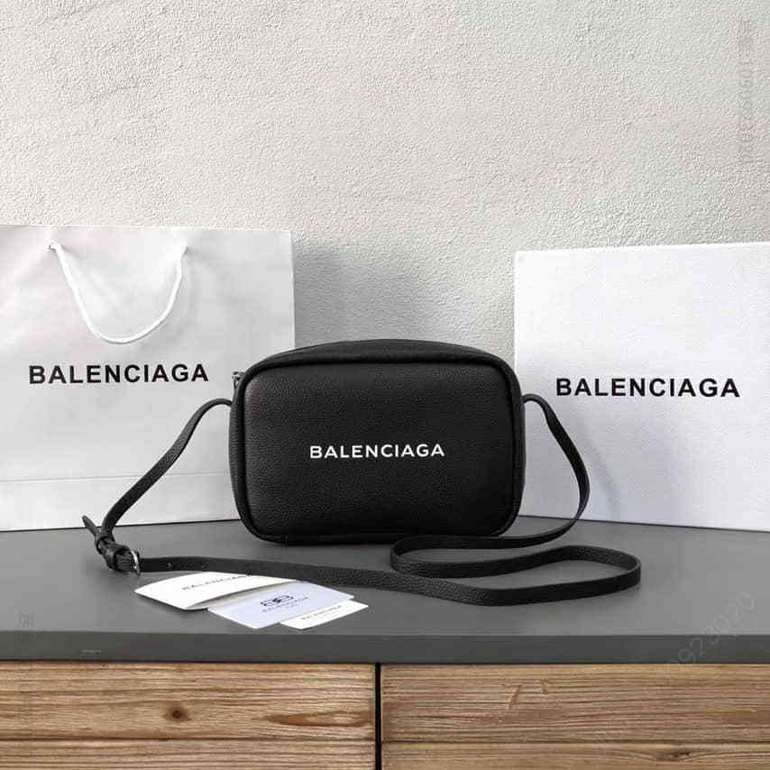 巴黎世家/Balenciaga 大号黑色相机小方包 92260