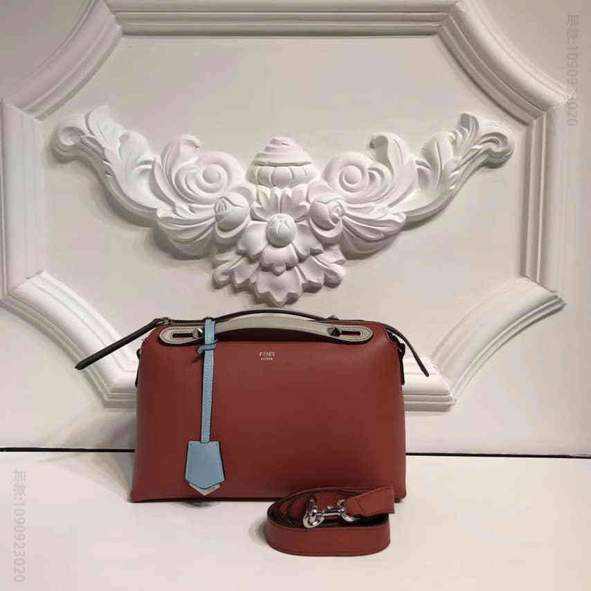 芬迪/FENDI 149S柔软小牛皮波士顿手提包