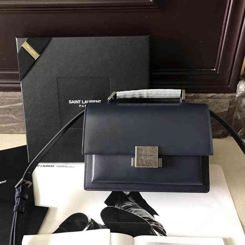 Saint Laurent MEDIUM BELLECHASSE 顶部提手前翻盖包 482051