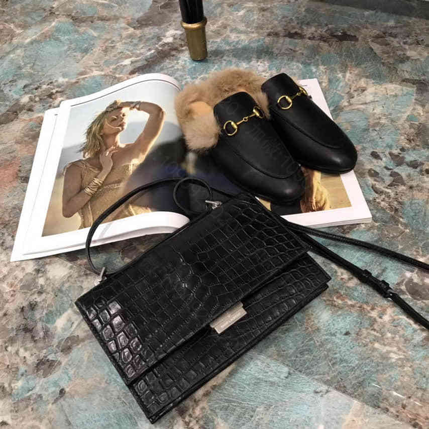 Saint Laurent BABYLONE黑色鳄鱼纹皮挎包 484509